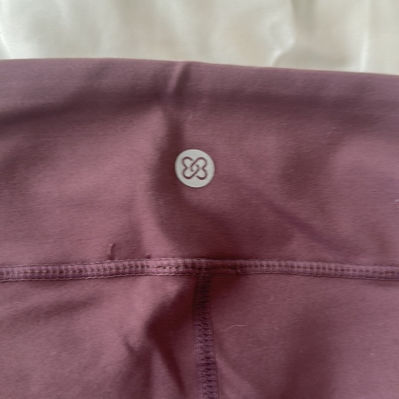 Mauve Leggings with Pockets - Picture 3 of 3